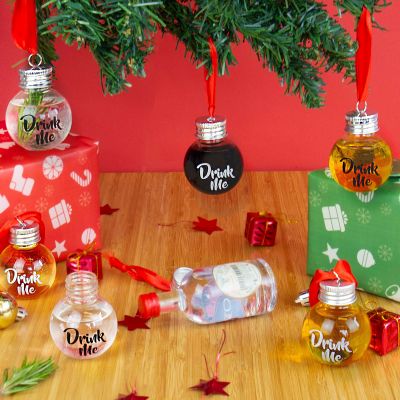 Bolas con licor para el árbol de Navidad